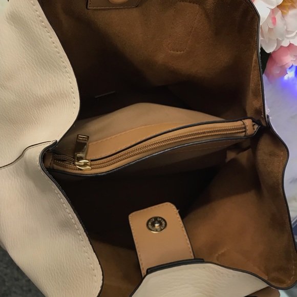 Aldo Crossbody Purse - Picture 9 of 16